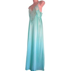 Vintage Glencraft Negligee Bright Light Turquoise Plunge Lace Neckline ILGWU Tag